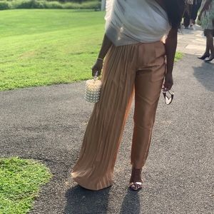 Pleated/straight legged pants